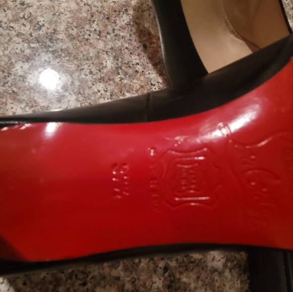 Christian Louboutin Simple Leather Black Pump 37.5--RE-FINISHED/Clear Protector - Picture 9 of 13